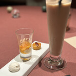 モノリス - 11.アイスカフェオレ、お茶菓子