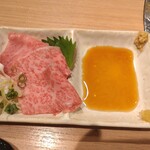 Yakiniku Bisuto - 太田牛 牛刺し