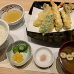 天ぷら処 わか杉 - 御飯　味噌汁　香の物