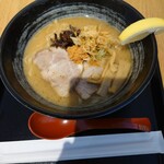 札幌鮭ラーメン麺匠 赤松 - 