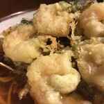 そばの神田東一屋 - えびに着目する。