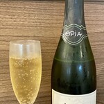 Ristorante Luce - Ôpia Chardonnay
      ラングドック・ルーション，フランス
      ノンアルコールスパークリング