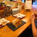 スタンドシャン食 -Tokyo赤坂見附- Champagne & GYOZA BAR - 