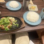 Mito Hibachi - ねぎハンバーグ？ごはん大盛りです。