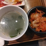 Yakiniku Raiku - スープとキムチ(2023.8.29)