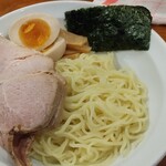 ラーメン サンガ - 柚子胡椒と胡麻油香るつけ麺の麺と具