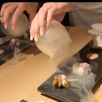 鴨ときどき馬 神保町本店 - 鴨とチーズの瞬間燻製