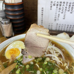 Ramen Tei - チャーシューにゅーん♪♪