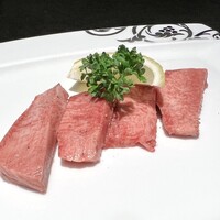 仙台牛焼肉 花牛 - 