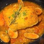 ショクジノアトリエ イタリアン南森町 - メカジキのカツレツ　魚貝トマトソース
