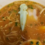 出雲の國 麺家 - スサノオを模した蒲鉾