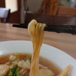 Tachibanaya - 麺は中細、ツルツルで汁絡みも良くて、美味しかったです。