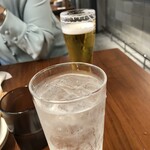Isekadoya Biru - 奥がクラフトビール。