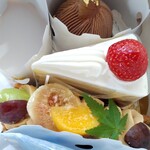 シェフズガーデン - ケーキ３種 2410円(税込)