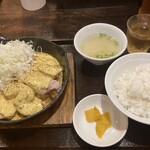 肉食堂 最後にカツ。 - 