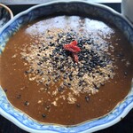 鎌倉 燕CAFE - 薬膳カレーはゴマたっぷり(具は挽肉が少しだけ)