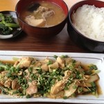 Izakaya Ippo - 鶏とエリンギの炒め物定食