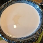 回転寿司 根室花まる - 砂糖が山盛り入っているのでは？と疑いたくなる甘さ。