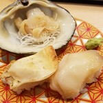 回転寿し トリトン - まるごと貝ほっき。