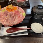 吉祥寺 肉ドレス海鮮丼 渋谷道玄坂店 - 