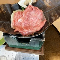 京懐石 美濃吉 横浜ランドマークプラザ店 - 黒毛和牛　朴葉焼き