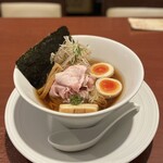 酒肴場 屯 - 【限定】冷やし煮干しらぁ麺¥1100、海鮮丼¥500