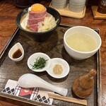Rosuto Bifu Oono - ⚫️黒毛和牛のローストビーフ丼定食1870円