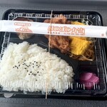 Honobono Bentou - ◆ ミックス弁当(ご飯大盛り) ¥630-
                        ※ご飯大盛りは プラス50円