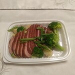 Homemade delicatessen PERE - 鴨の赤ワインソースは2マス（2品分）