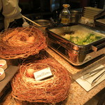 インターコンチネンタルホテル大阪 - 卵料理のコーナー。といってもこの巣で卵を産み落としていませんが。