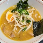 麺屋 一 - みそラーメン820円