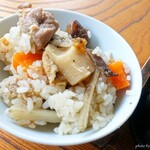 勉強屋 - 2022年8月　鶏釜めし