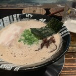 博多一双 中洲店 - ラーメン/ビール