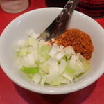 ラーメン二郎 - 待ってる間にカスタマイズ♪