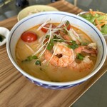 107cafe+dogs - トムヤムクンヌードル