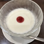 チャイニーズレストラン　凜 - 杏仁豆腐