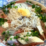 磯丸水産 - 秋刀魚しらす丼