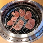 焼肉きんぐ 秋田広面店 - きんぐ塩タン