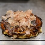 たぴおか食堂 - カリッと焼けた豚とふっくらのお出汁生地がうまい！