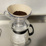 なかむら珈琲 - サーバーに氷を沢山入れる