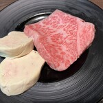 鉄板Diner JAKEN - ステーキとフォアグラの調理前