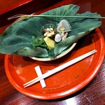 草喰 なかひがし