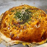 Teppan Yaki Okonomiyaki Hanako - 肉玉そば(税込780円)
                        ・蒸し細麺(升萬食品)
                        ・カープソース(スパイシーな中辛)
                        ・焼き方:しっかり押さえる
                        ・焼き上がりの形:綺麗に整った焼き上がり
                        ・鉄板または鉄板皿で食べるのがスタンダード