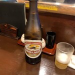 Unagi Kushiyaki Kuri Kara - 先ずは、いつものように瓶ビールで乾杯。