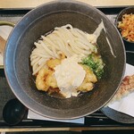 山下本気うどん - 鶏天タルタルぶっかけ 940円　ちくわ天 160円