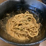 Takanobashi Jizake Hasshinsakaba Fureneru - 汁なし担々麺　混ぜ後
