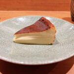 ミ・カサ - ジェロームバスクチーズケーキ