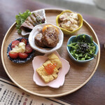 KUSHIEMON - おばんざい５種盛り 二人前　￥１９８０