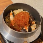 Daruma - いくらと鮭のバター釜飯