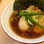 toridashinikomikushinosembonzakura - 鶏だし中華そば※斜め上からどアップ